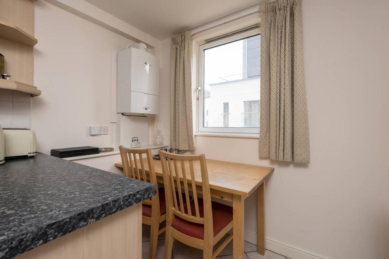 Joivy Old Town Apartment With Parking Close To Royal Mile Edinburgh Dış mekan fotoğraf