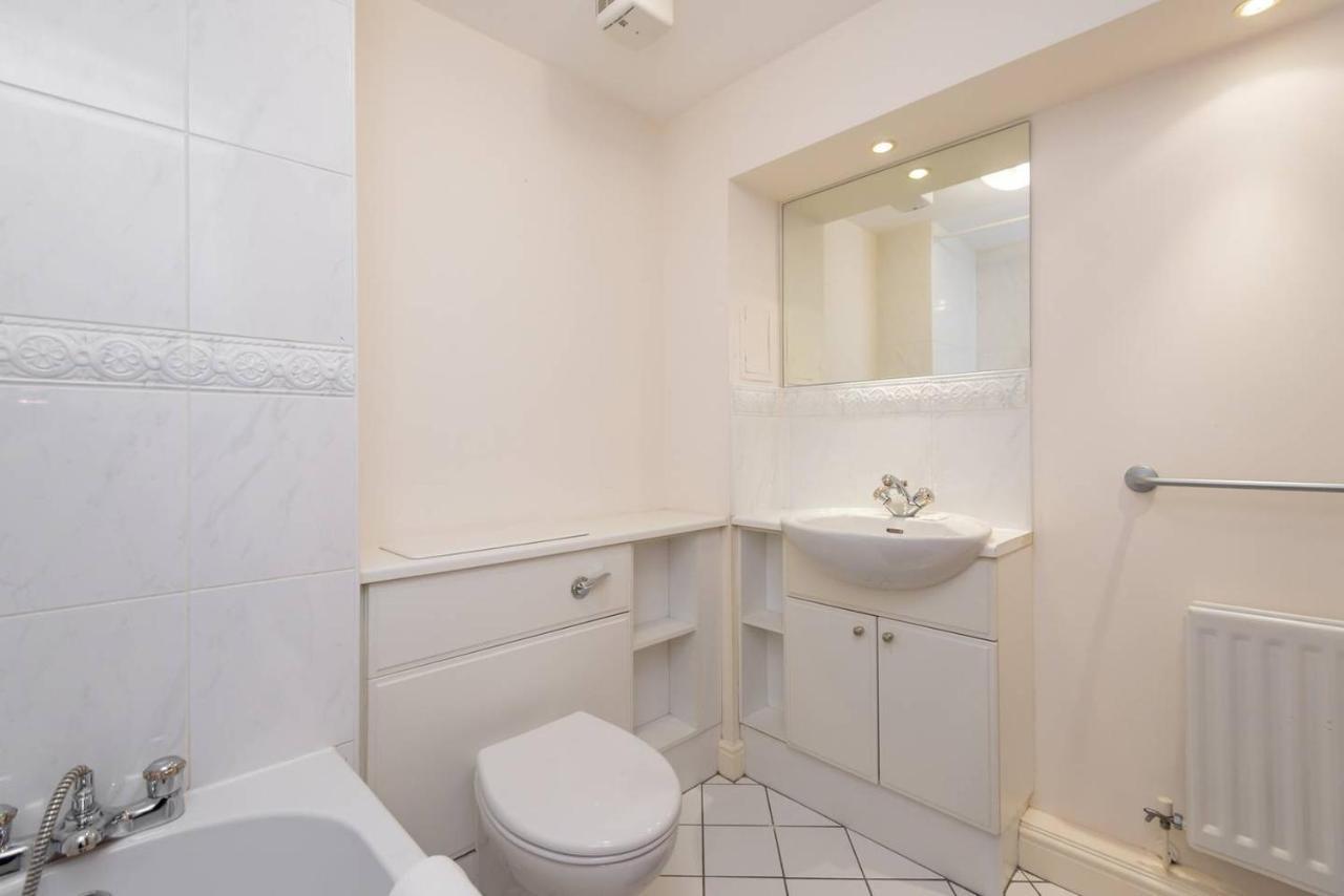 Joivy Old Town Apartment With Parking Close To Royal Mile Edinburgh Dış mekan fotoğraf