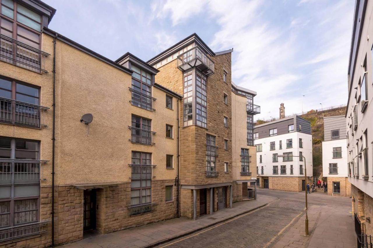 Joivy Old Town Apartment With Parking Close To Royal Mile Edinburgh Dış mekan fotoğraf